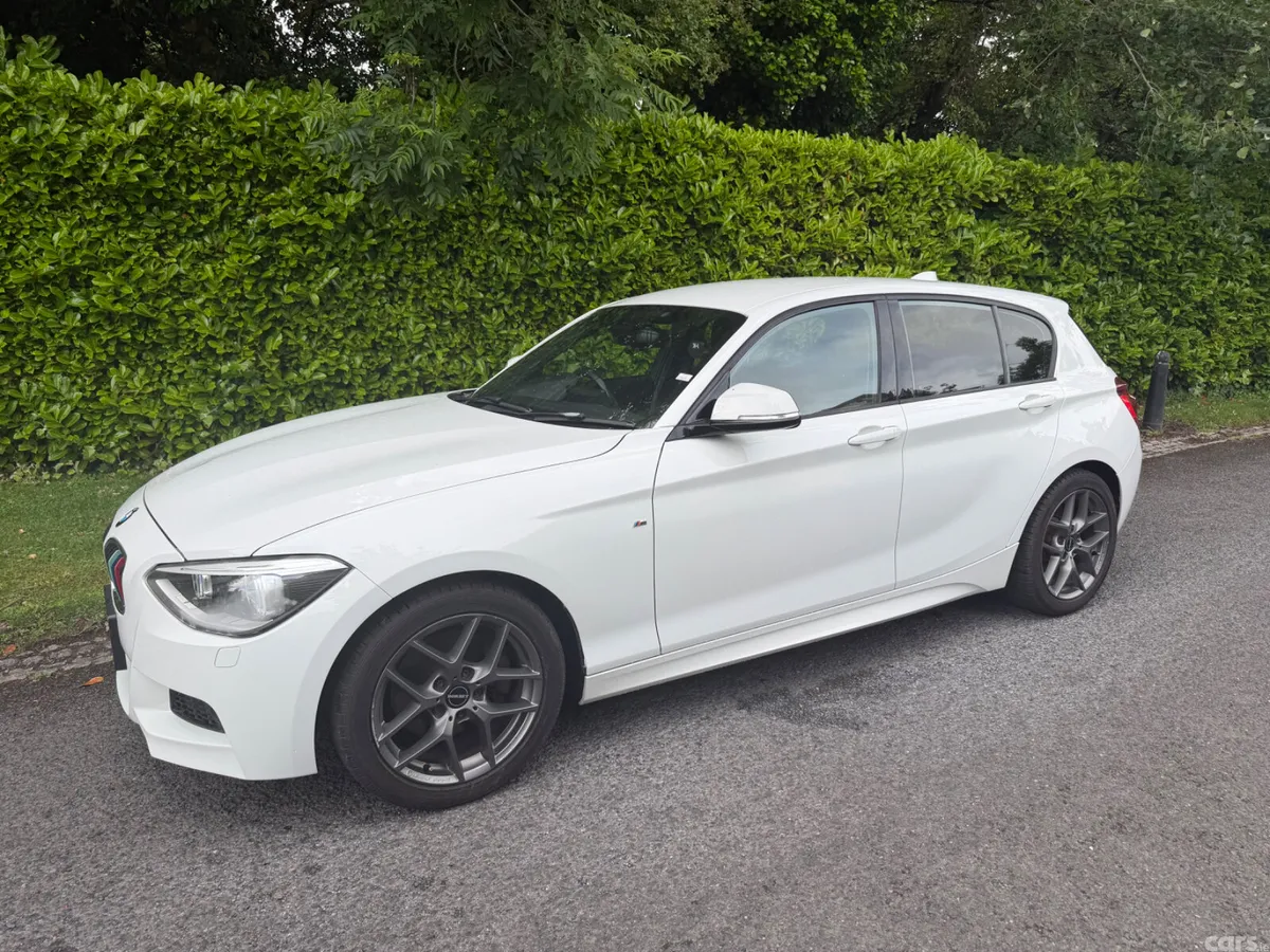BMW 1-Series Hatchback, Petrol, 2014, White