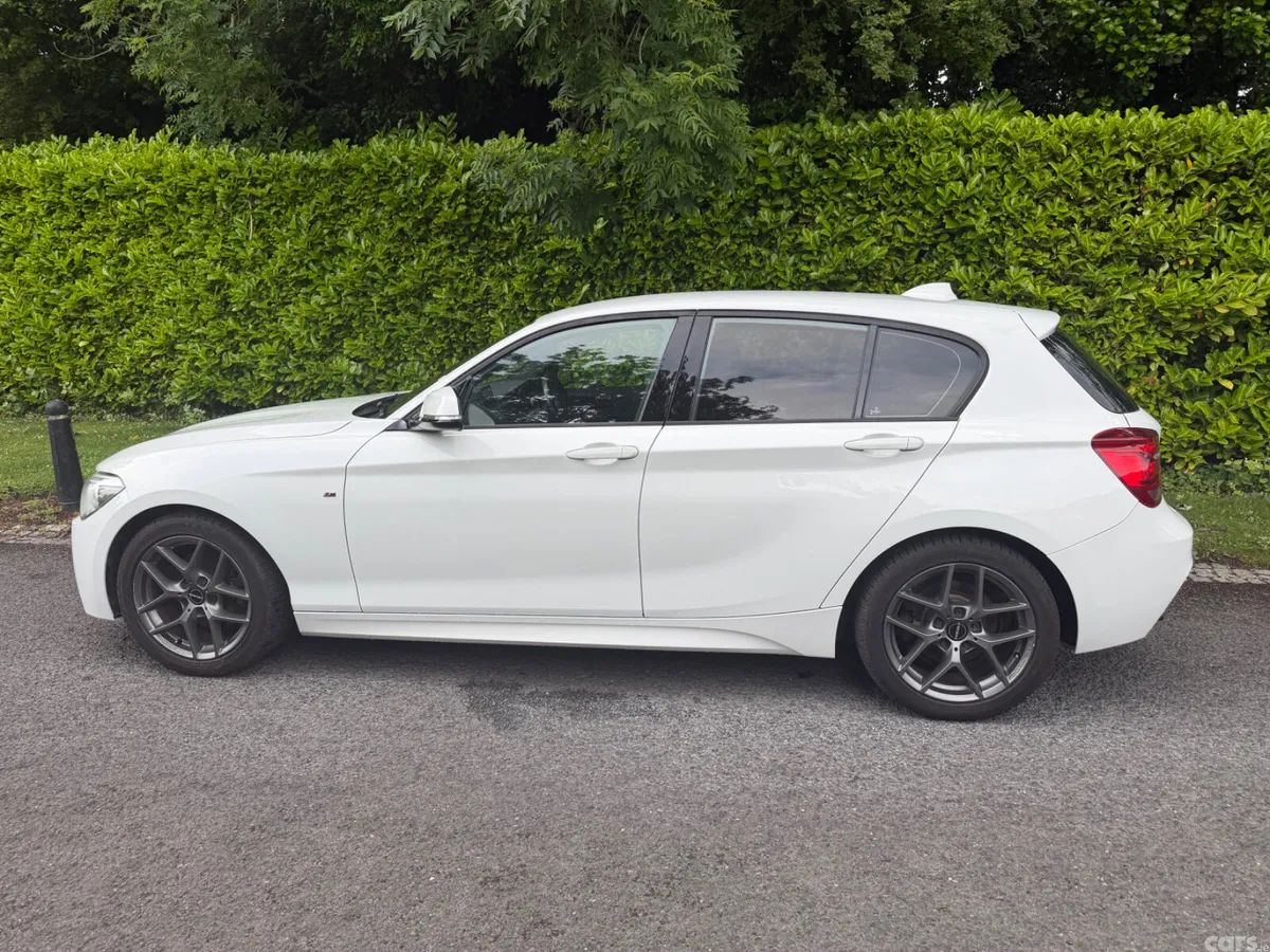 BMW 1-Series Hatchback, Petrol, 2014, White