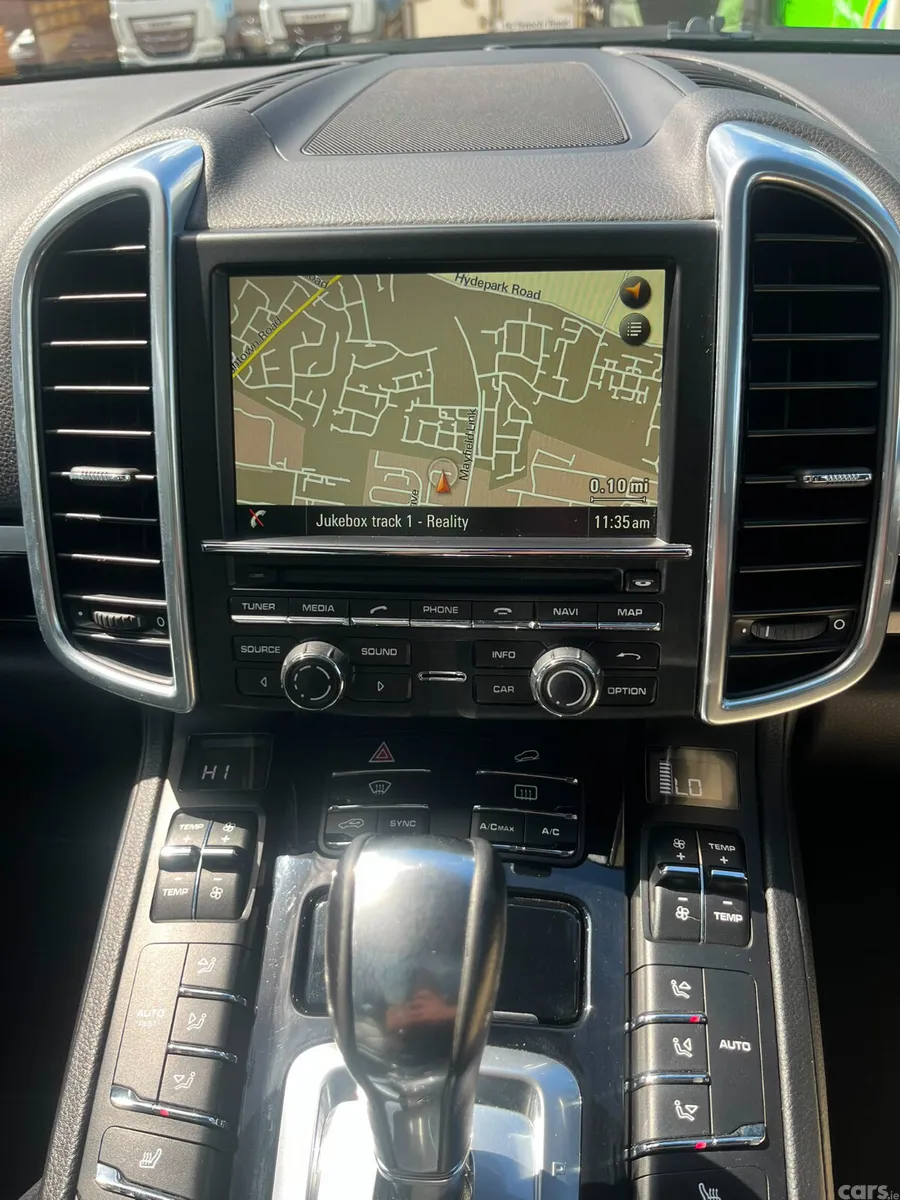 Porsche Cayenne SUV, Diesel, 2016, Black