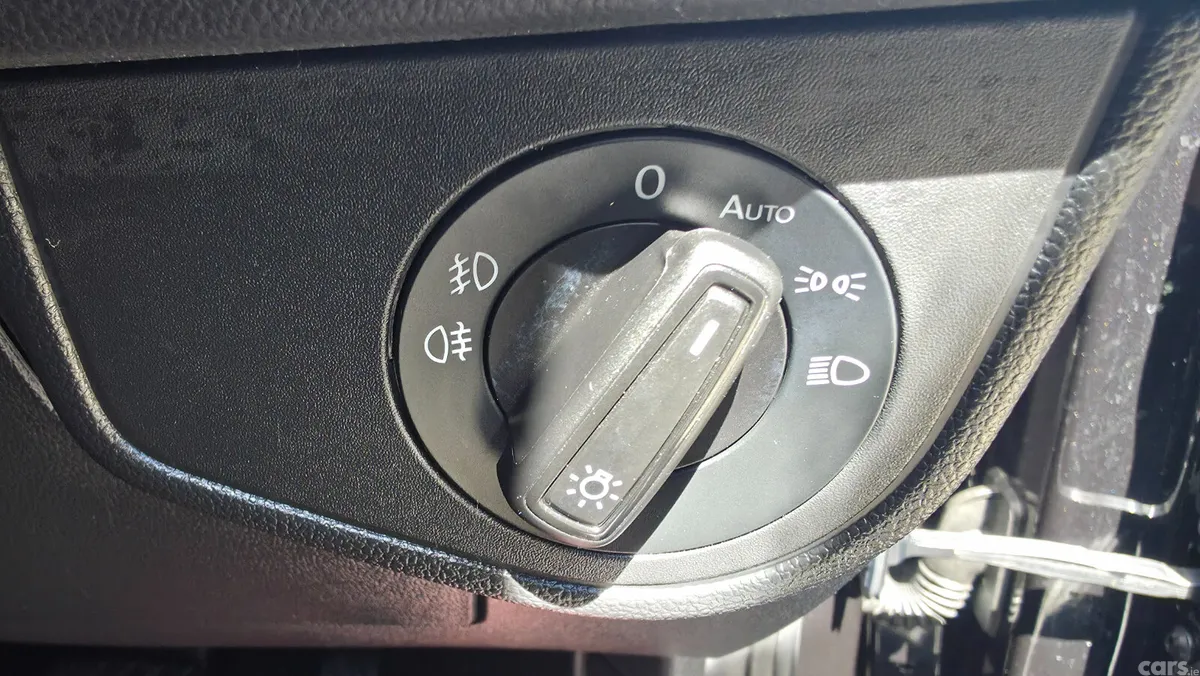 Volkswagen Polo Hatchback, Petrol, 2022, Black