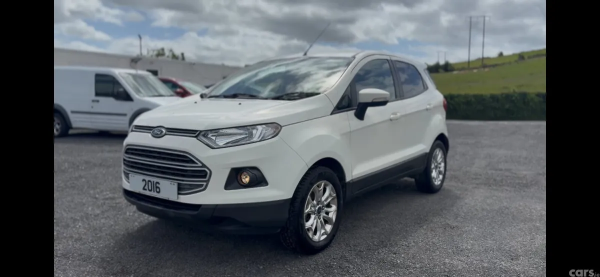 Ford EcoSport SUV, Petrol, 2016, White