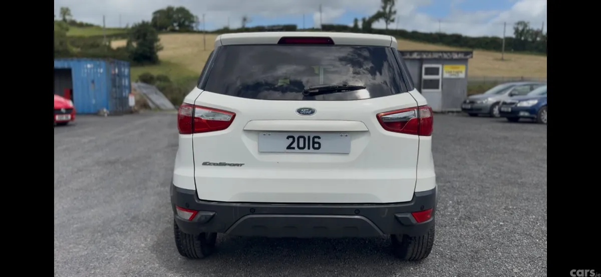 Ford EcoSport SUV, Petrol, 2016, White
