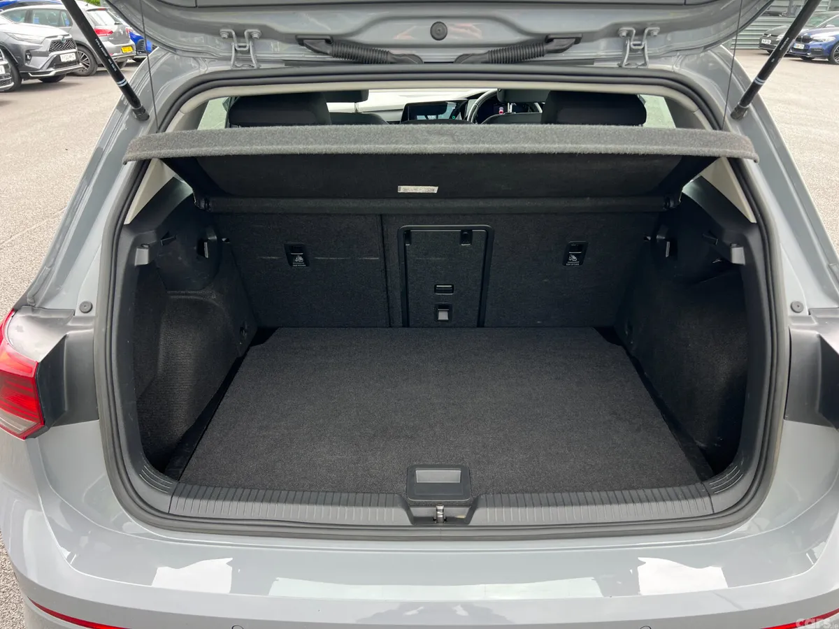 Volkswagen Golf Hatchback, Diesel, 2022, Grey