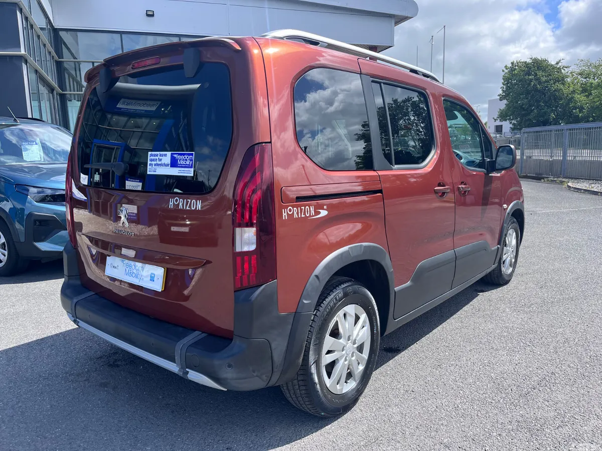 Peugeot Rifter MPV, Diesel, 2021, Orange