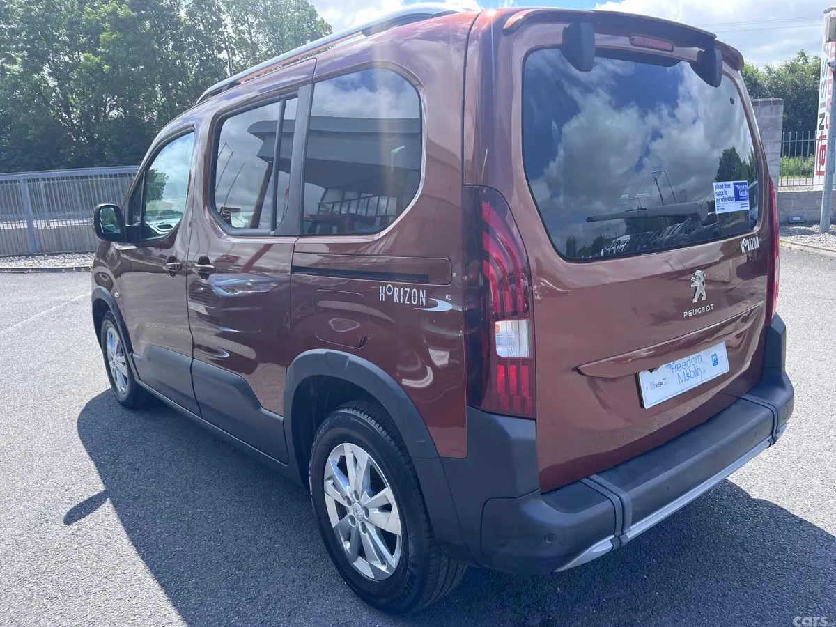 Peugeot Rifter MPV, Diesel, 2021, Orange