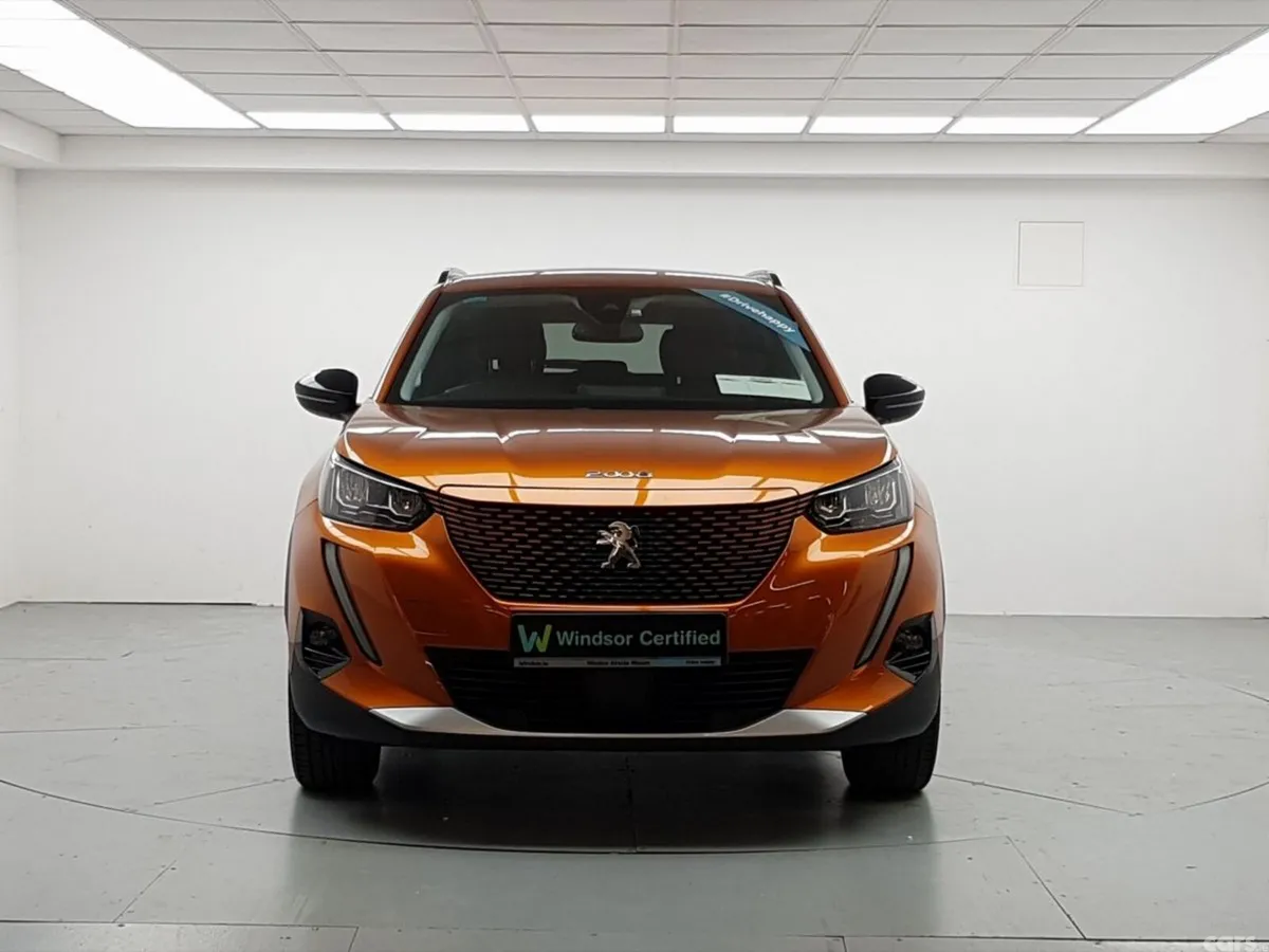 Peugeot 2008 MPV, Electric, 2022, Orange