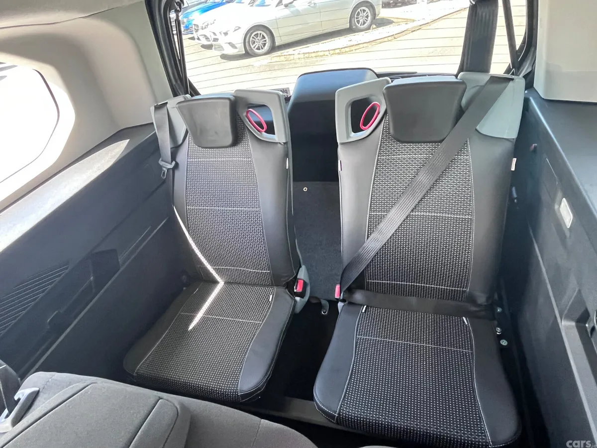 Citroen Berlingo Multispace MPV, Diesel, 2026, Silver