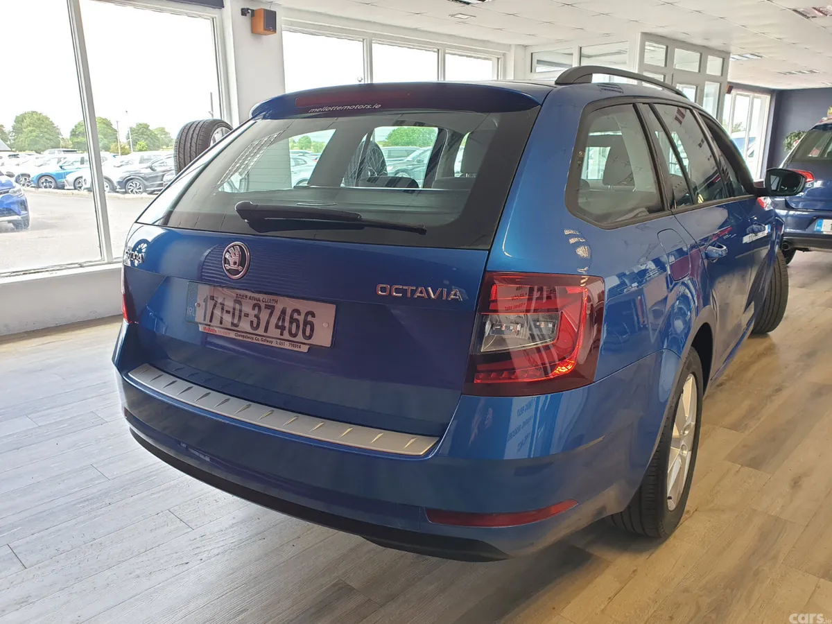 Skoda Octavia Estate, Diesel, 2017, Blue