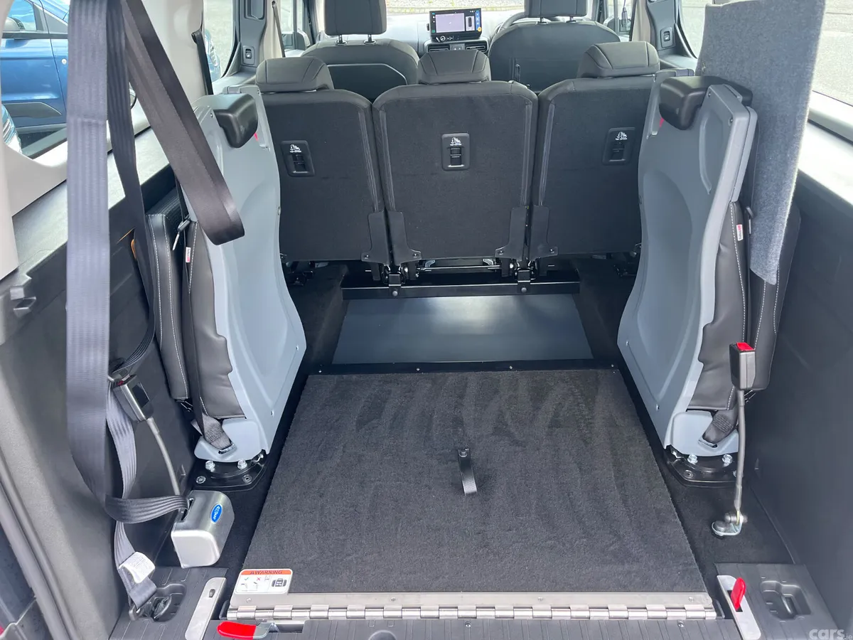 Citroen Berlingo Multispace MPV, Diesel, 2026, Black