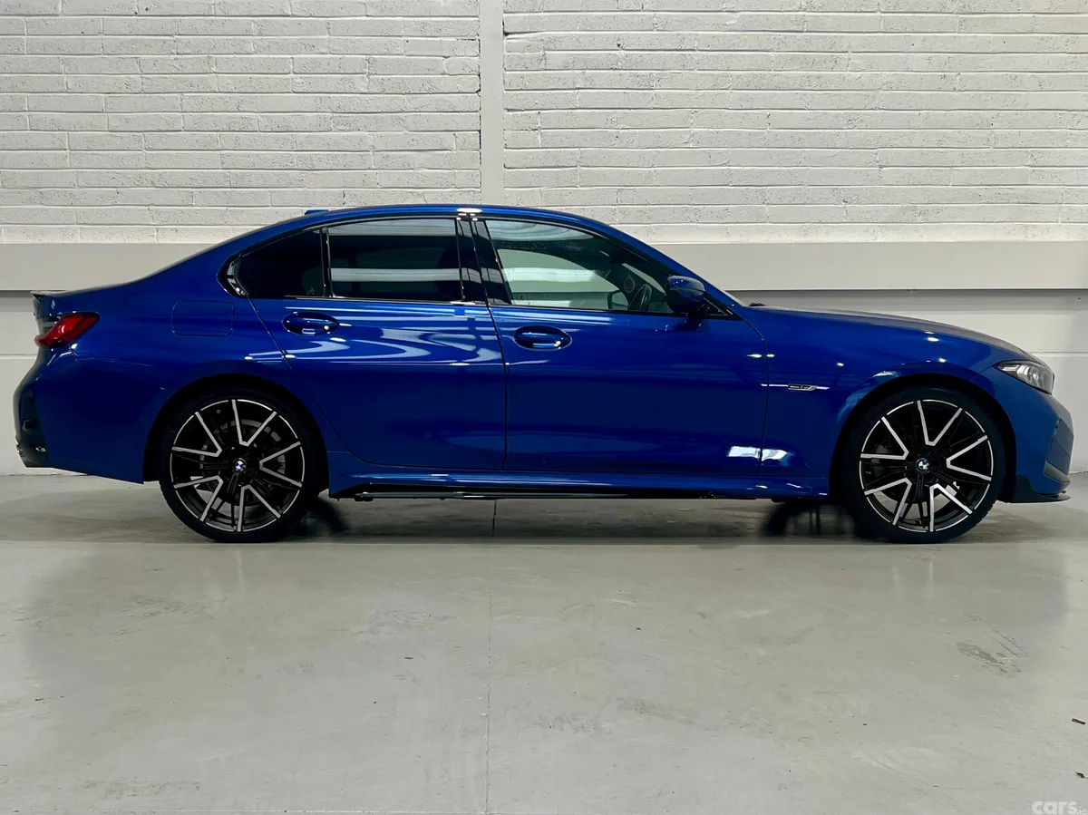 BMW 3-Series Saloon, Petrol Plug-in Hybrid, 2023, Blue