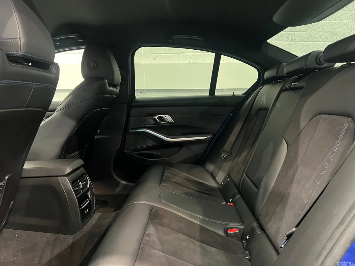 BMW 3-Series Saloon, Petrol Plug-in Hybrid, 2023, Blue