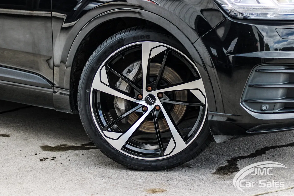Audi Q7 SUV, Diesel Hybrid, 2019, Black