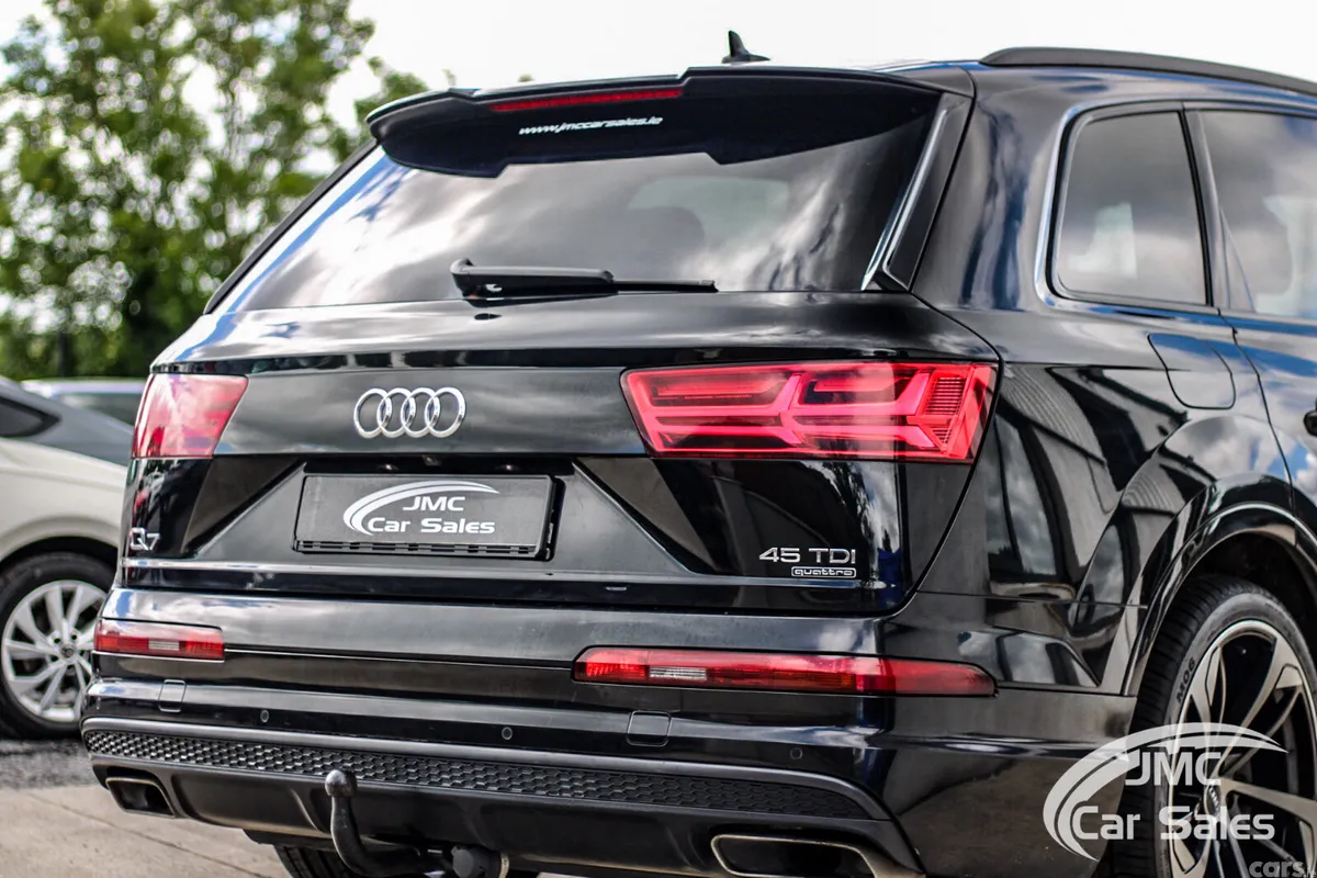 Audi Q7 SUV, Diesel Hybrid, 2019, Black