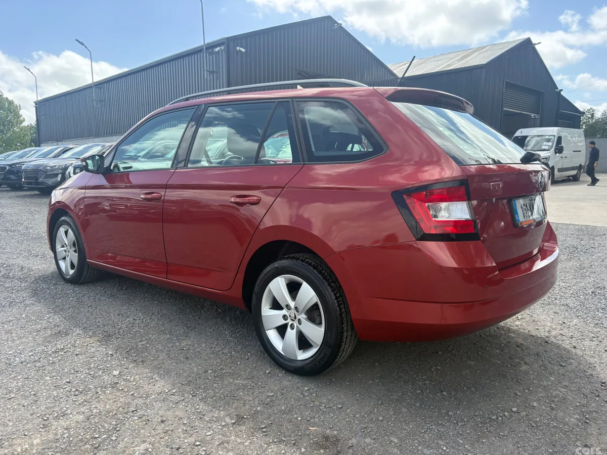 Skoda Fabia Estate, Diesel, 2016, Red