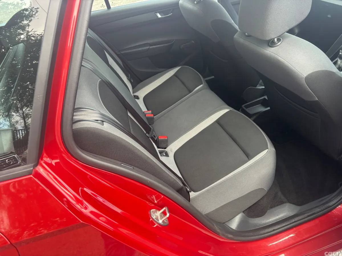 Skoda Fabia Estate, Diesel, 2016, Red