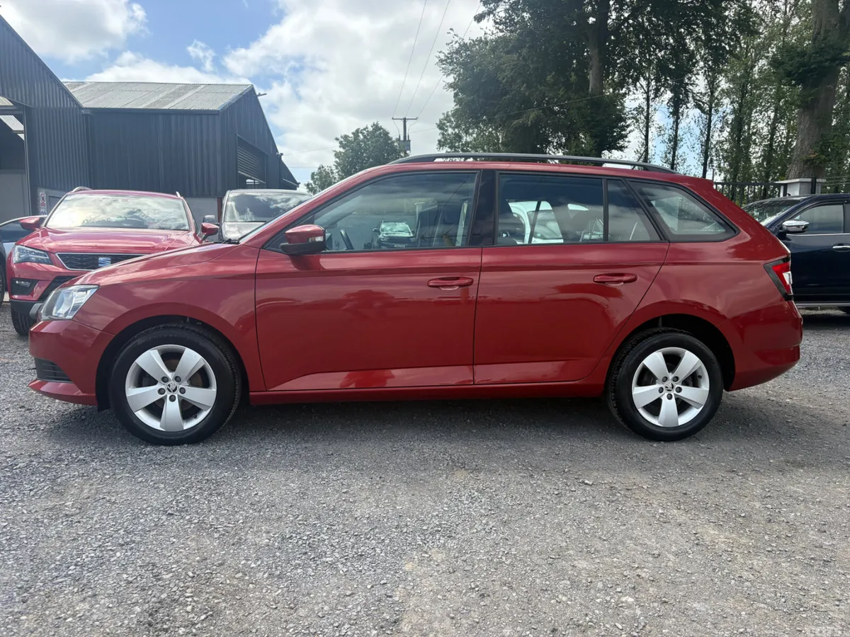 Skoda Fabia Estate, Diesel, 2016, Red