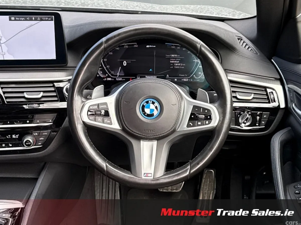 BMW 5-Series Saloon, Petrol Plug-in Hybrid, 2023, Grey