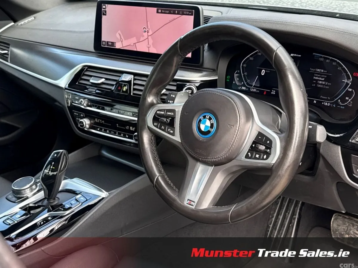 BMW 5-Series Saloon, Petrol Plug-in Hybrid, 2023, Grey