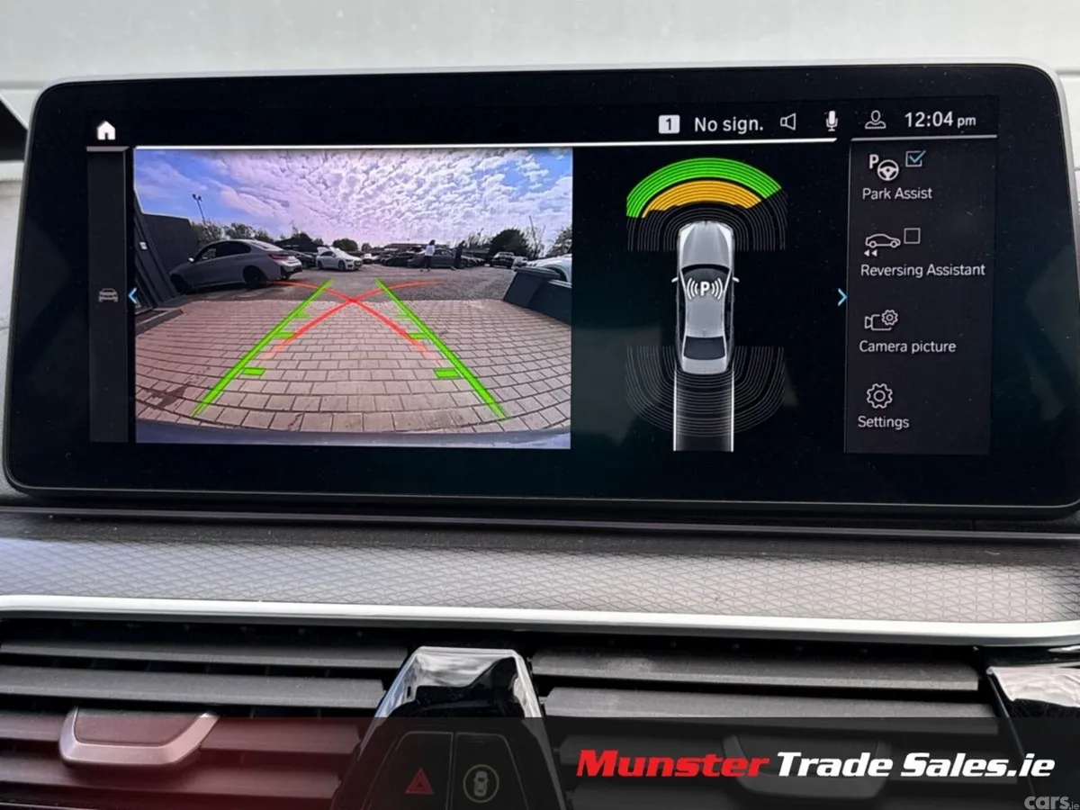 BMW 5-Series Saloon, Petrol Plug-in Hybrid, 2023, Grey