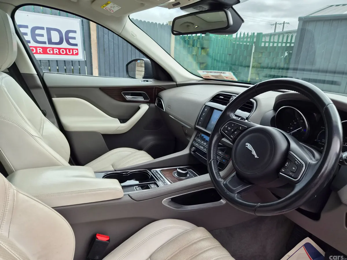 Jaguar F-Pace SUV, Diesel, 2017, Black