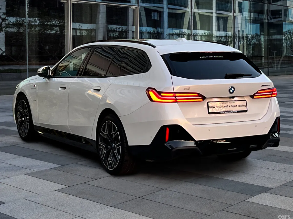 BMW i5 Estate, Electric, 2024, White
