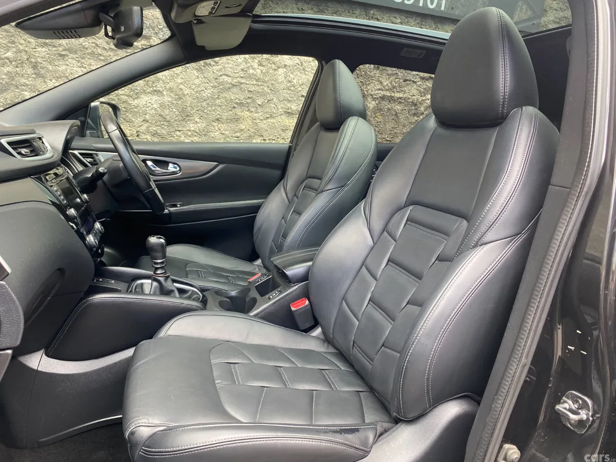 Nissan Qashqai SUV, Diesel, 2020, Black
