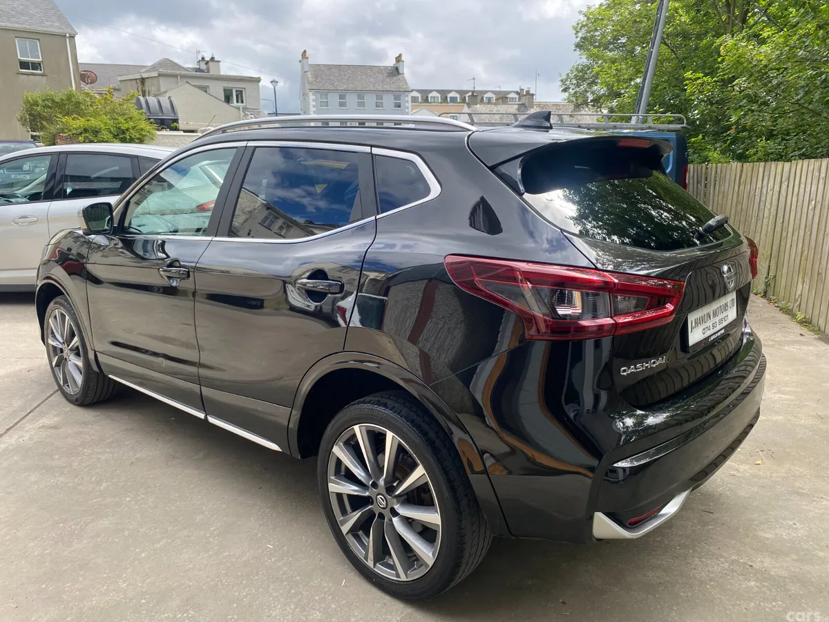 Nissan Qashqai SUV, Diesel, 2020, Black