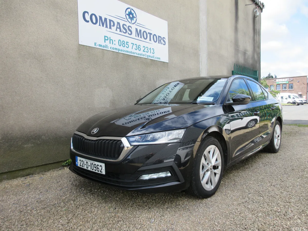 Skoda Octavia Saloon, Diesel, 2022, Black