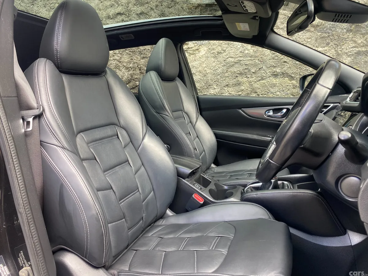 Nissan Qashqai SUV, Diesel, 2020, Black