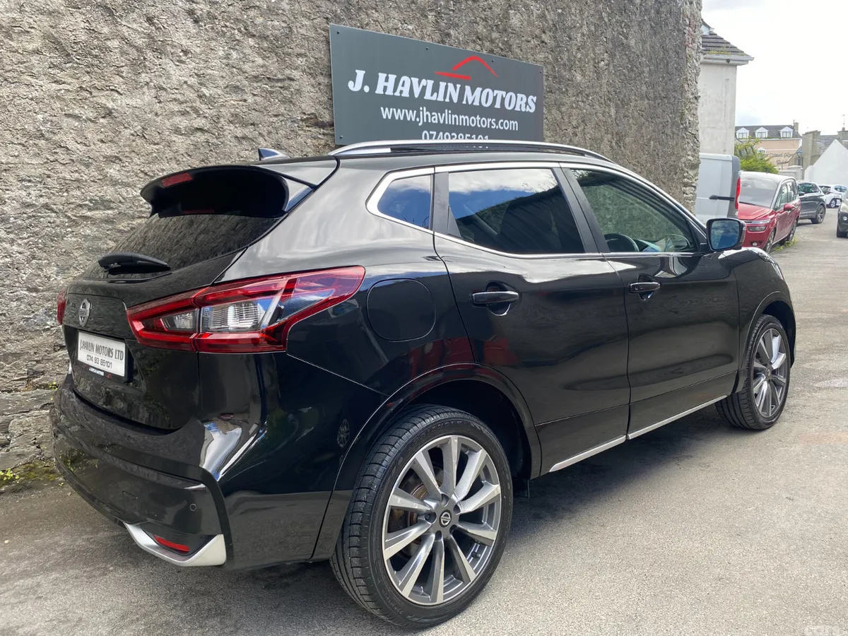 Nissan Qashqai SUV, Diesel, 2020, Black