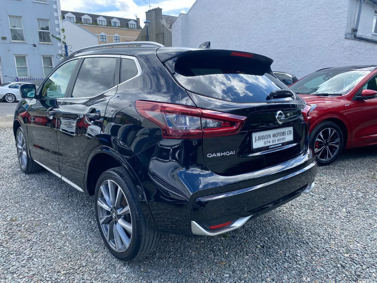 Nissan Qashqai SUV, Diesel, 2020, Black