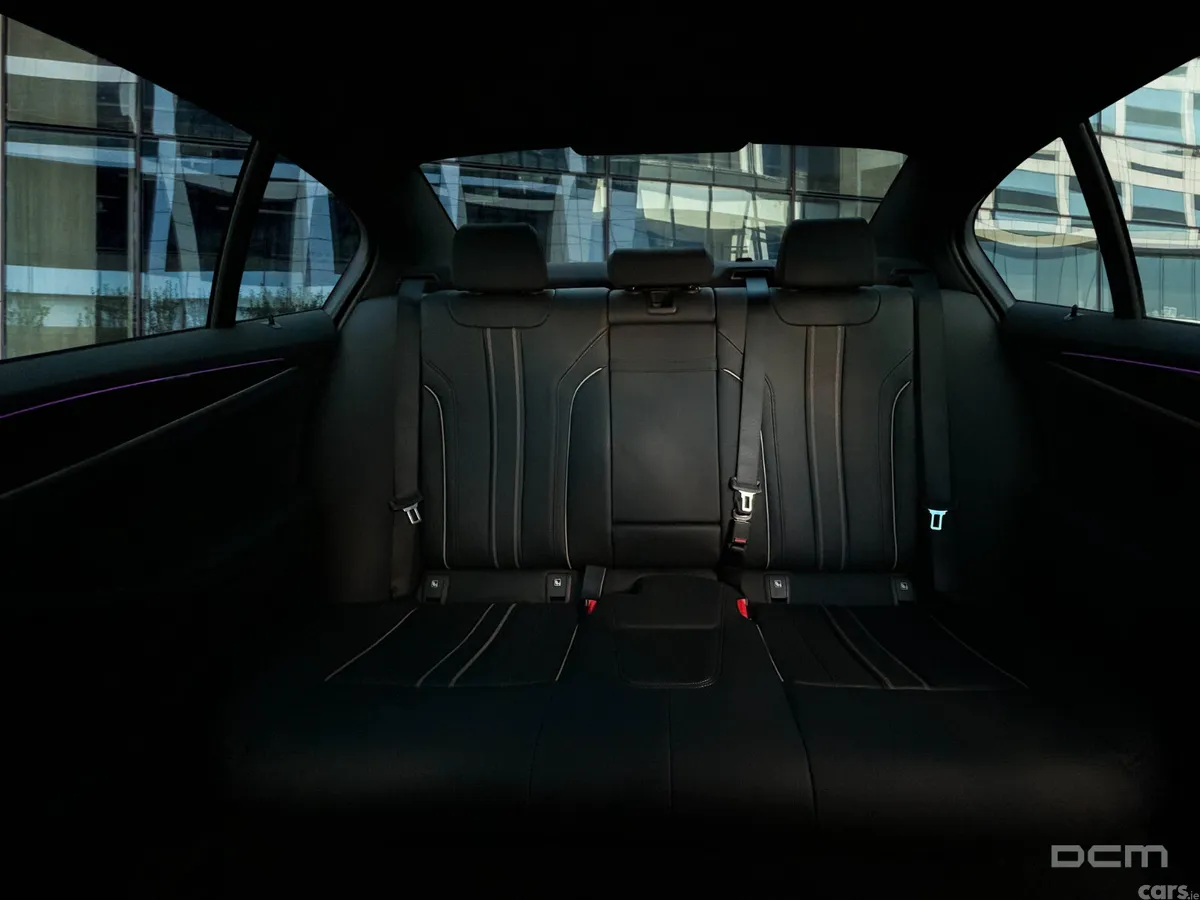 BMW 5-Series Saloon, Petrol Plug-in Hybrid, 2020, White