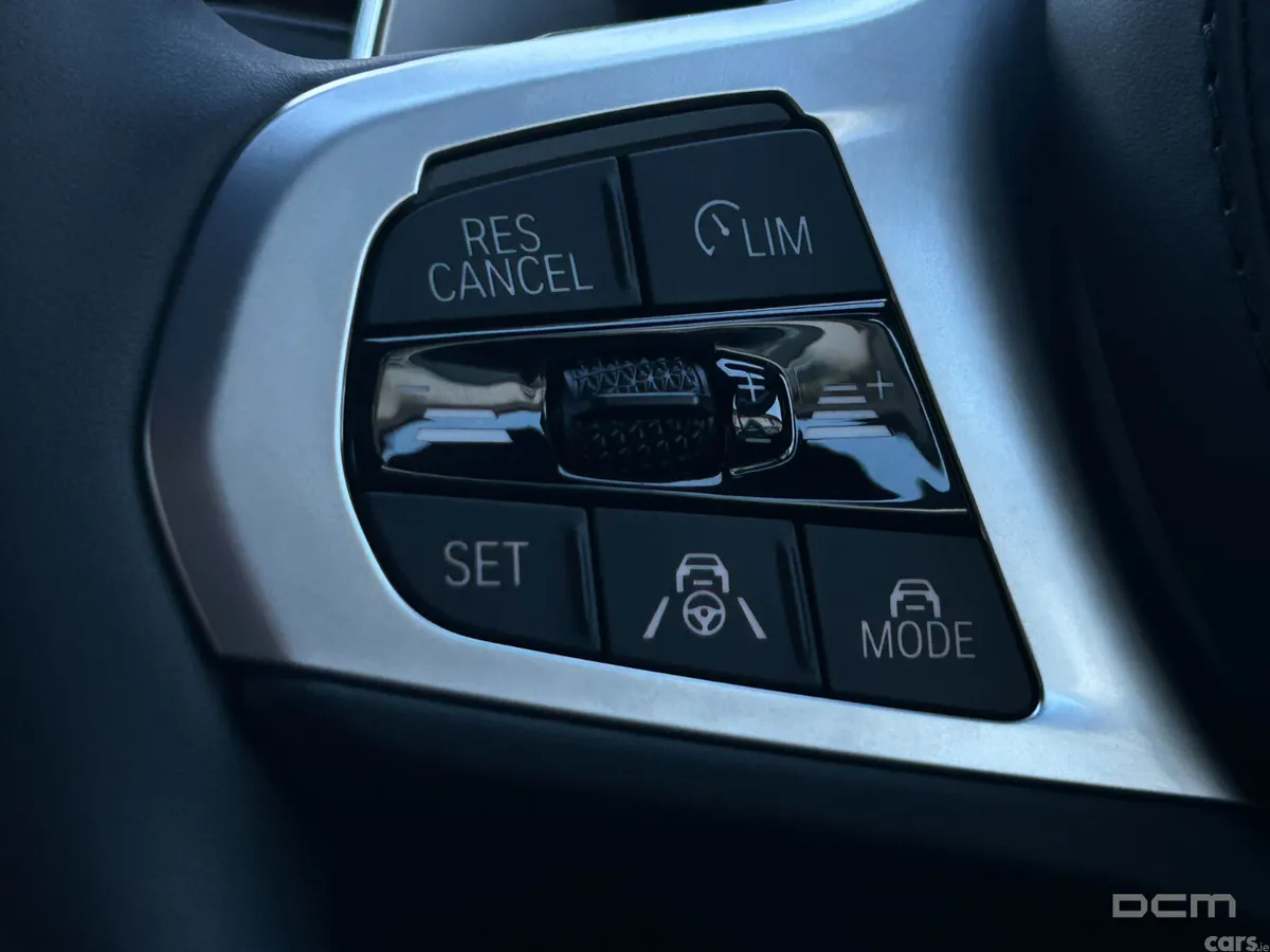 BMW 5-Series Saloon, Petrol Plug-in Hybrid, 2020, White