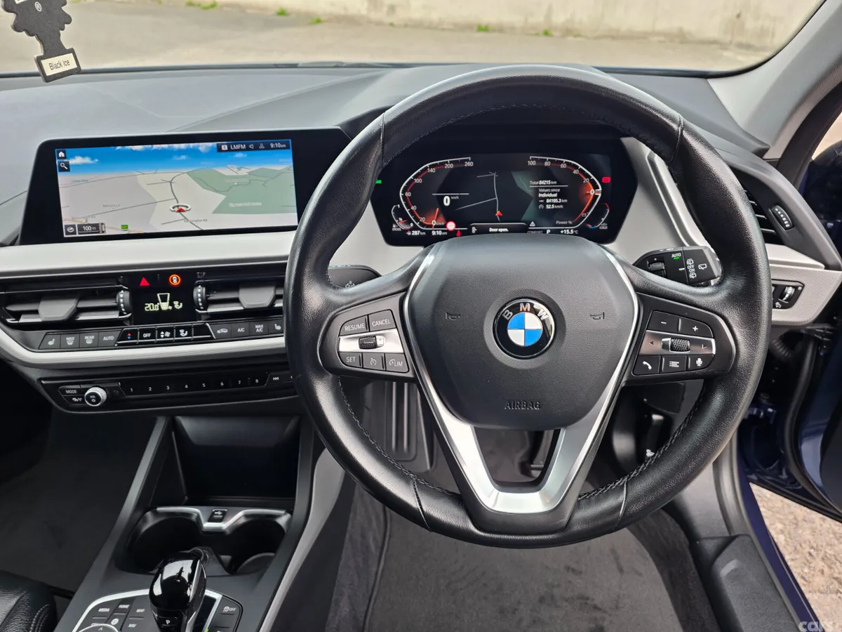 BMW 1-Series Hatchback, Diesel, 2022, Blue