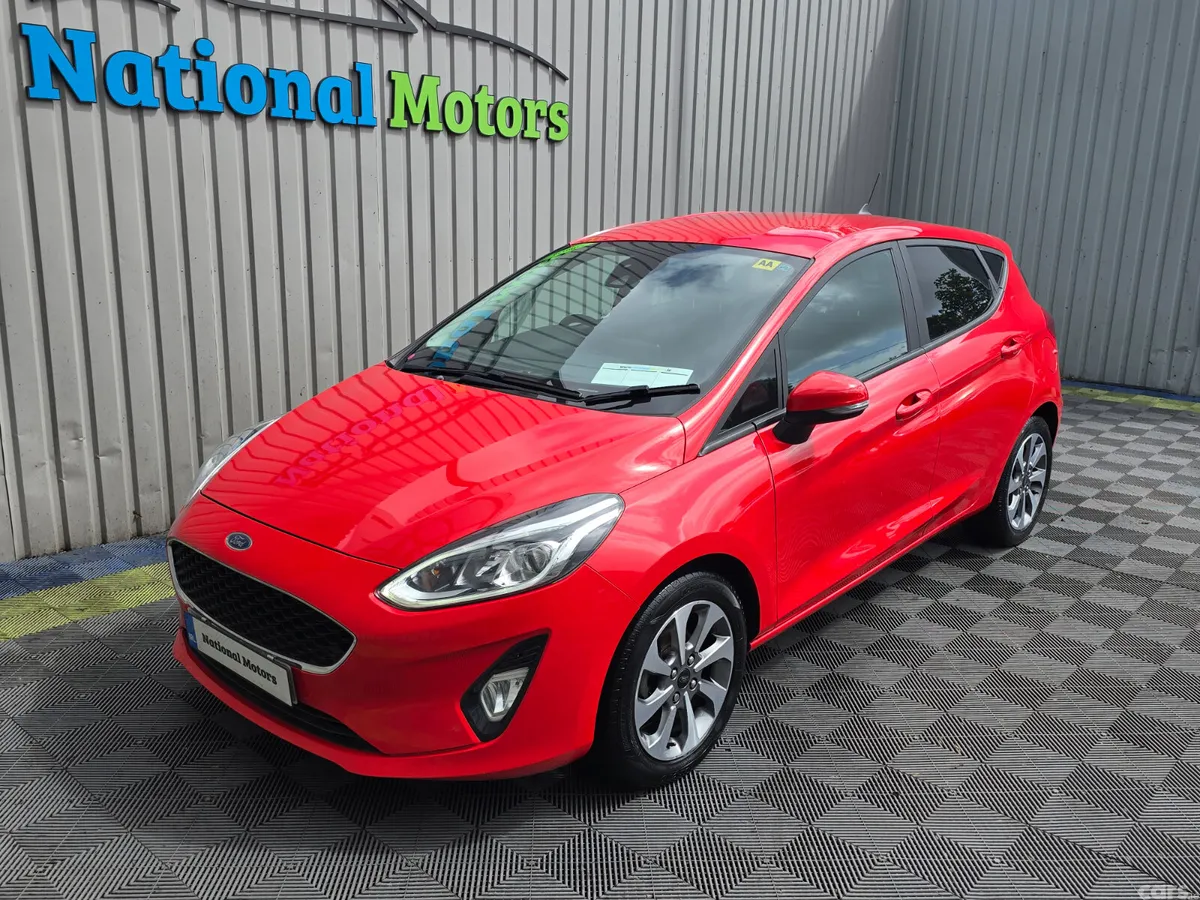 Ford Fiesta Hatchback, Petrol, 2020, Red