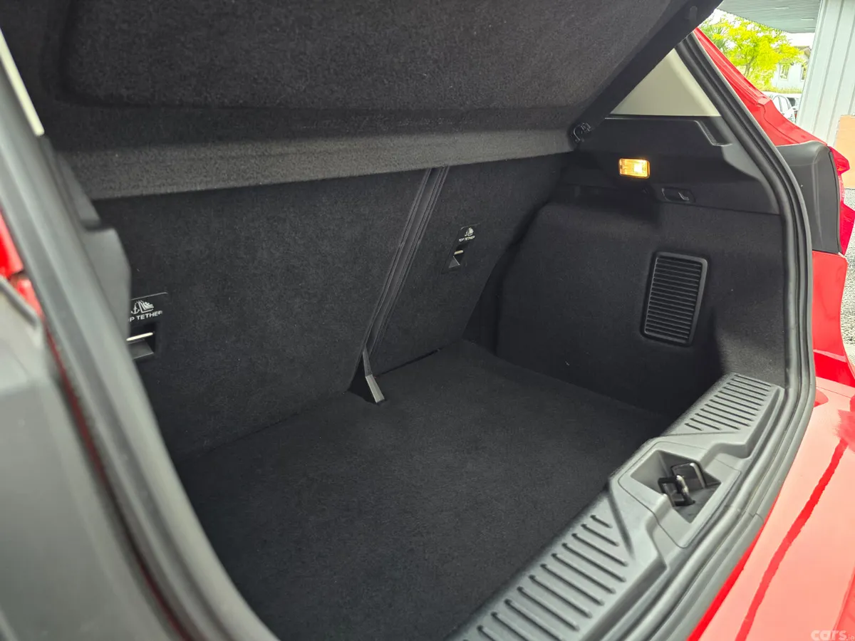 Ford Fiesta Hatchback, Petrol, 2020, Red