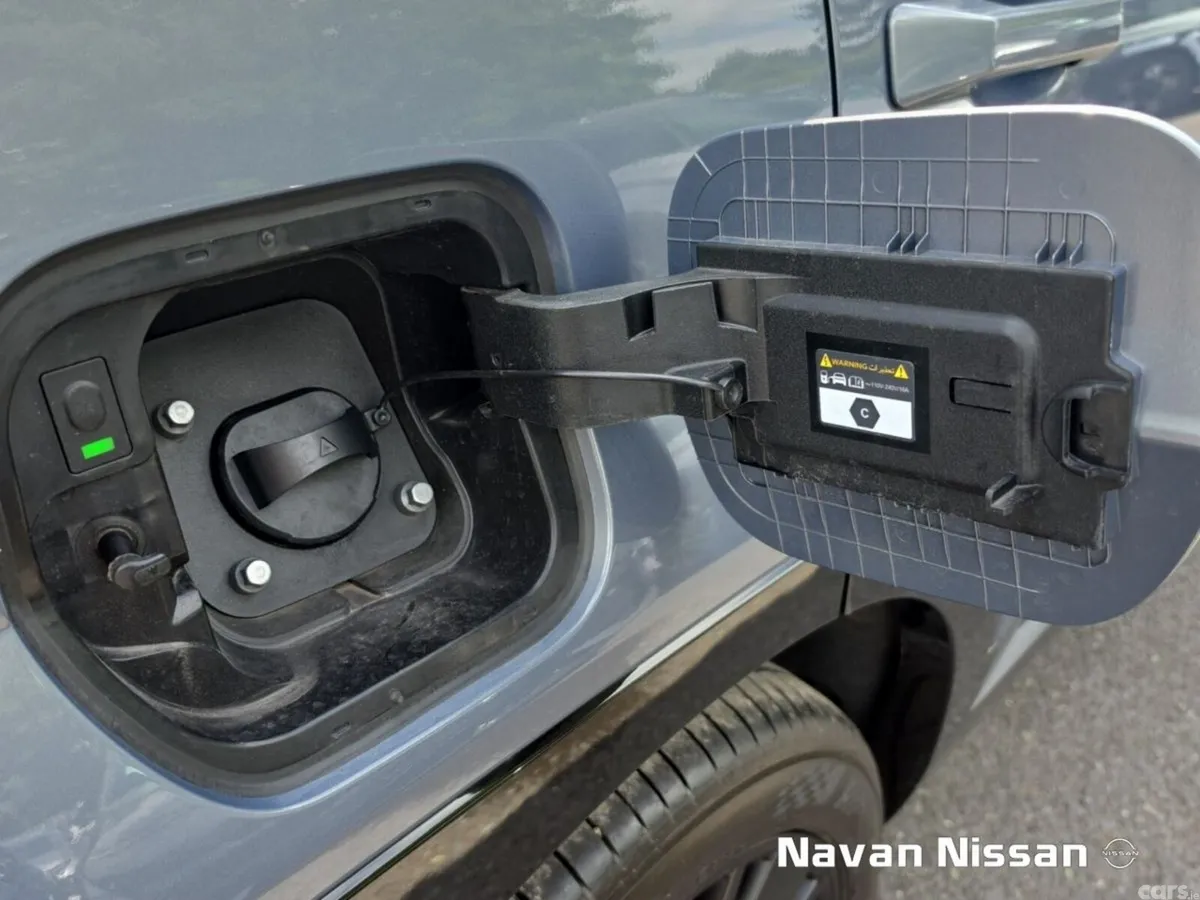 Hyundai Santa Fe SUV, Petrol Plug-in Hybrid, 2026, Blue