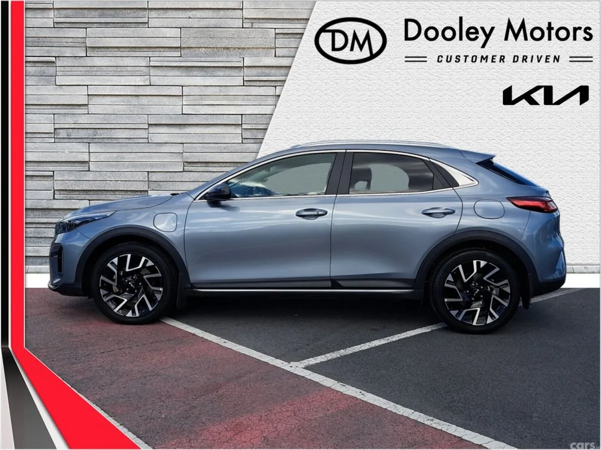 Kia XCeed Hatchback, Petrol Plug-in Hybrid, 2023, Grey