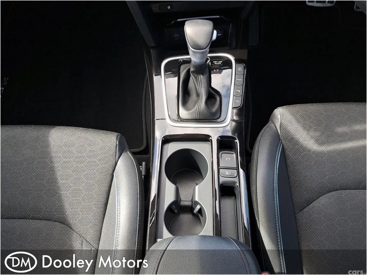 Kia XCeed Hatchback, Petrol Plug-in Hybrid, 2023, Grey