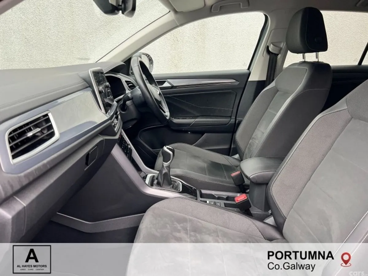 Volkswagen T-Roc SUV, Petrol, 2023, Grey