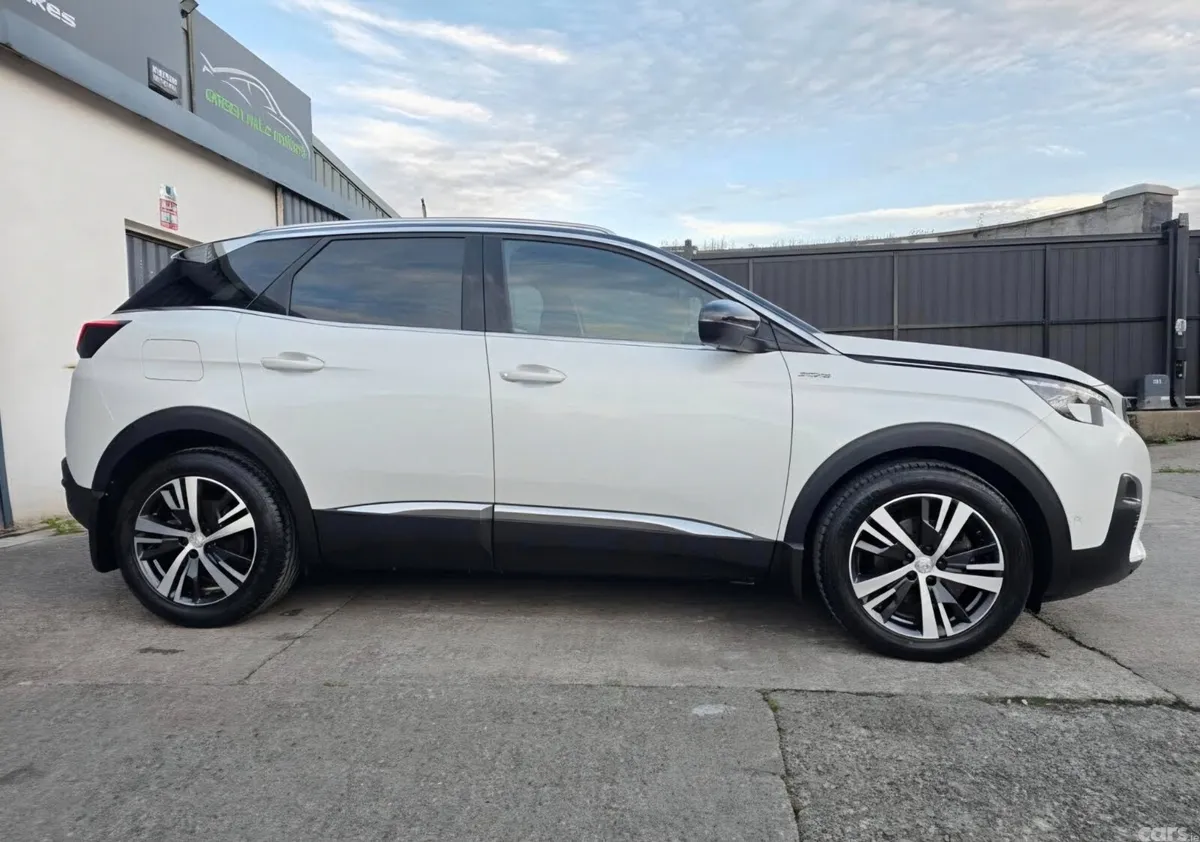 Peugeot 3008 SUV, Diesel, 2020, White