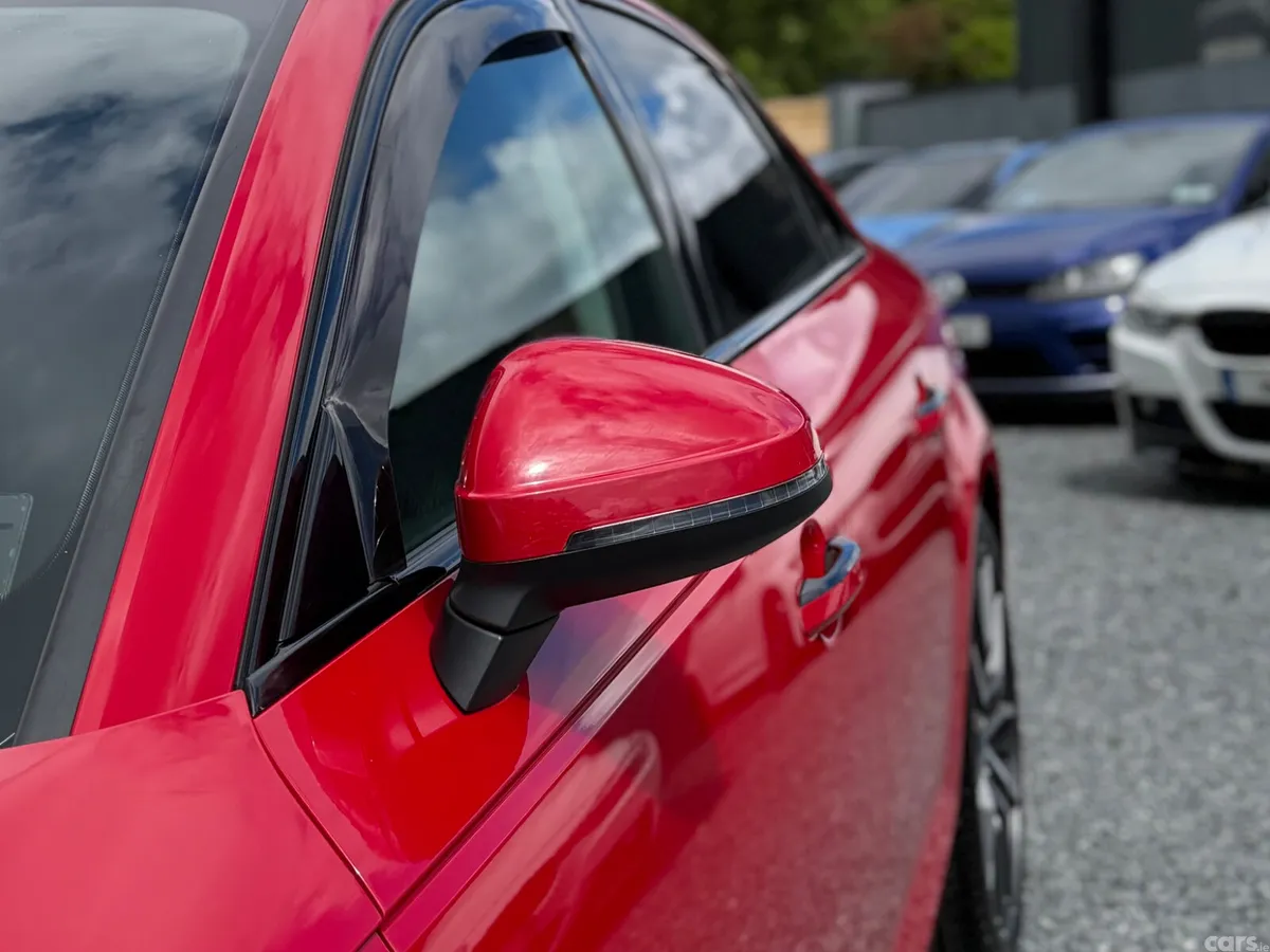 Audi A4 Saloon, Diesel, 2017, Red