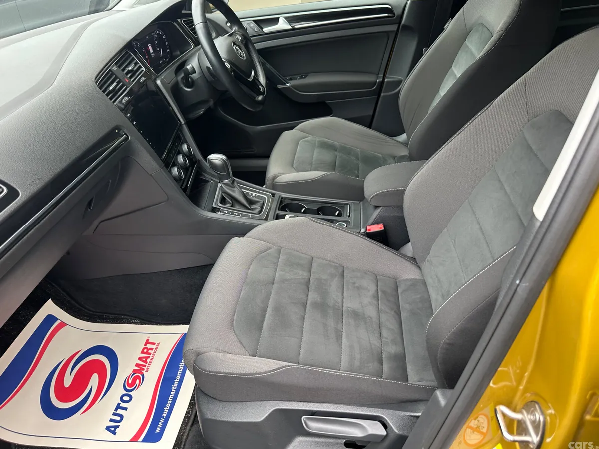 Volkswagen Golf Hatchback, Petrol, 2019, Gold