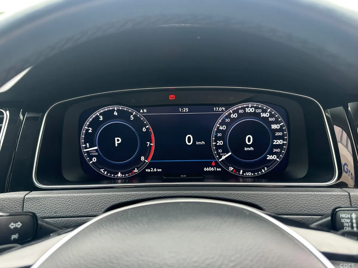 Volkswagen Golf Hatchback, Petrol, 2019, Gold