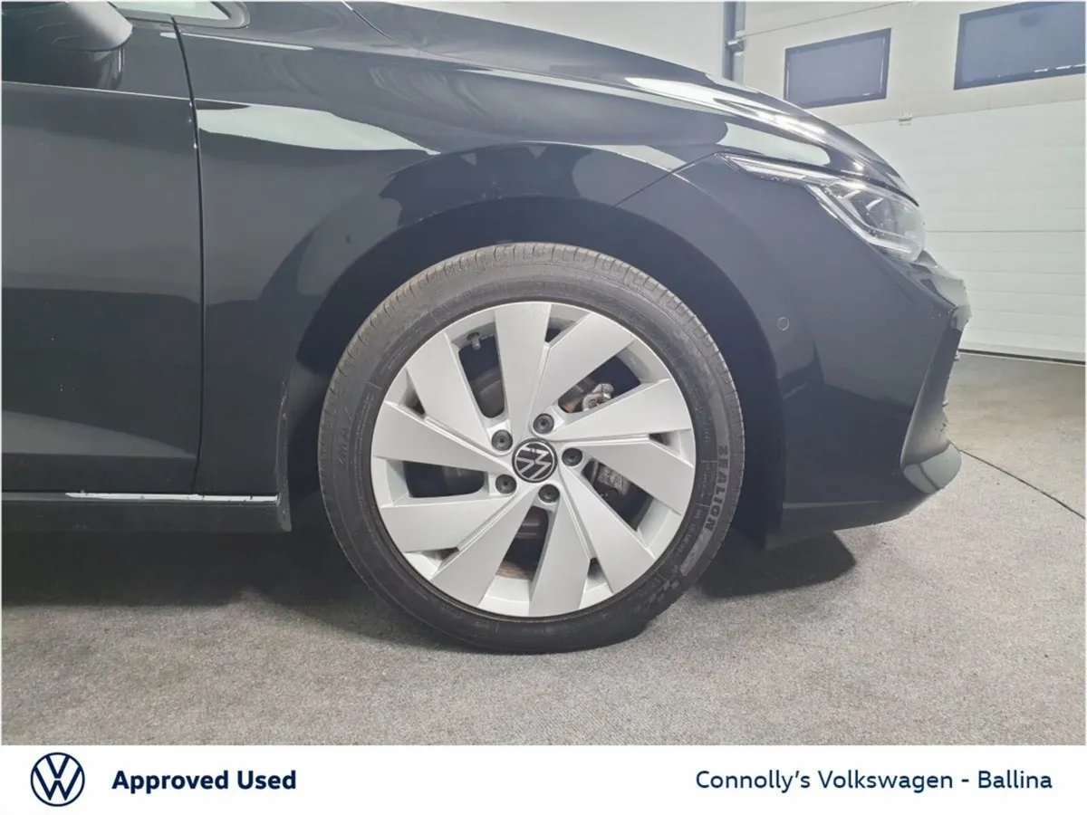 Volkswagen Golf Estate, Diesel, 2025, Black
