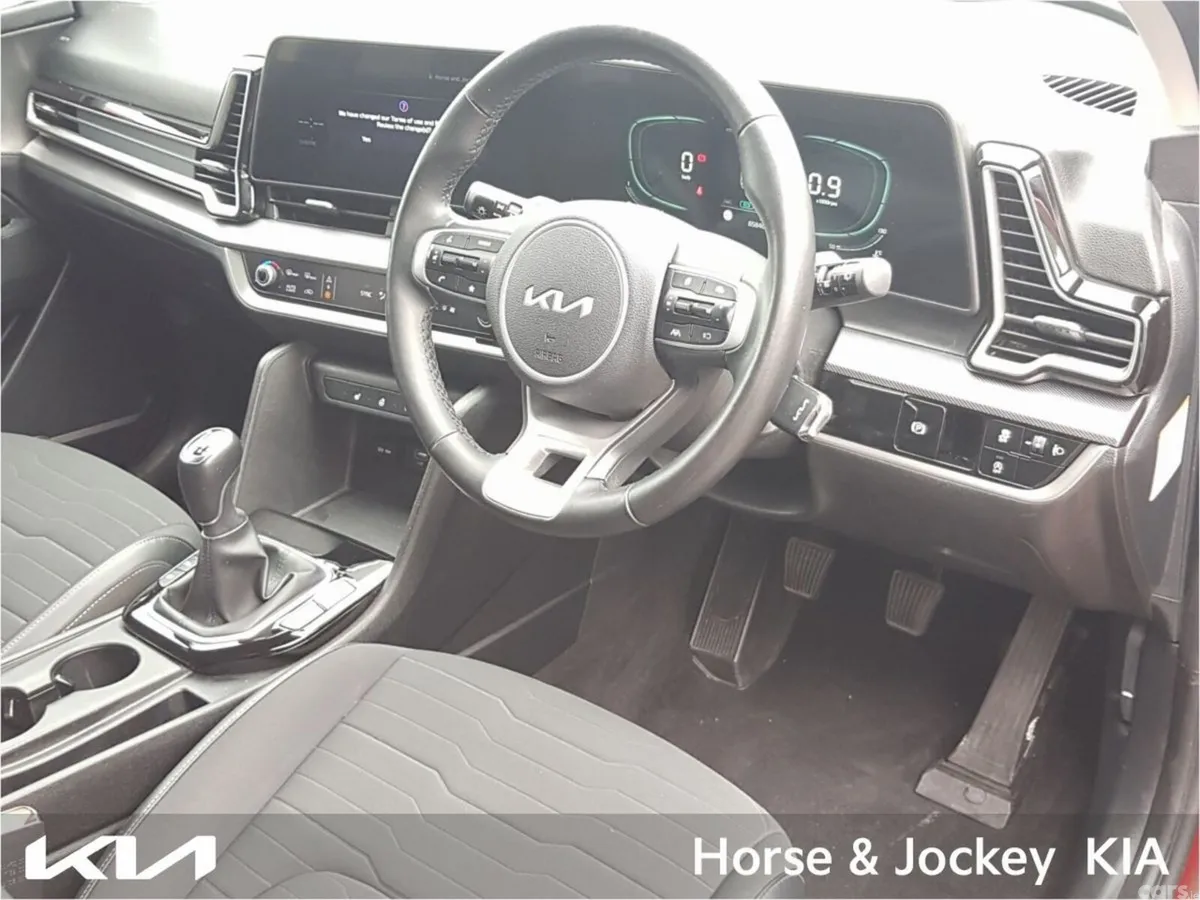 Kia Sportage SUV, Diesel Hybrid, 2023, Red