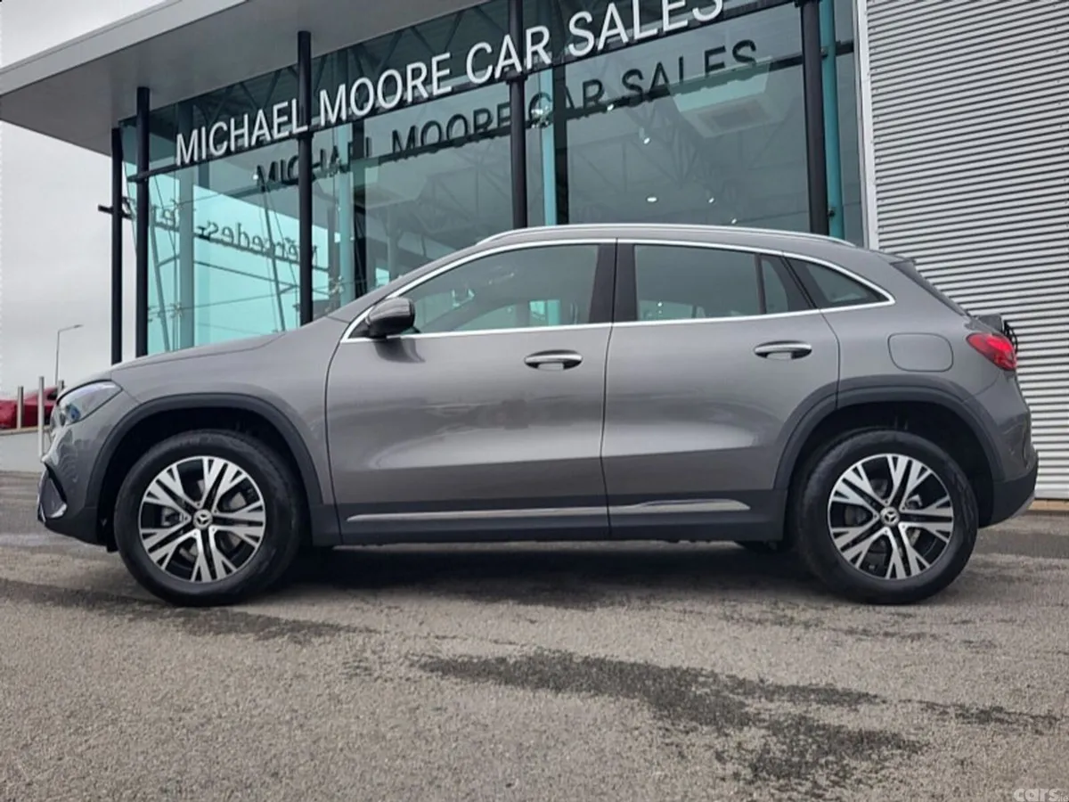 Mercedes-Benz GLA SUV, Diesel, 2027, Grey