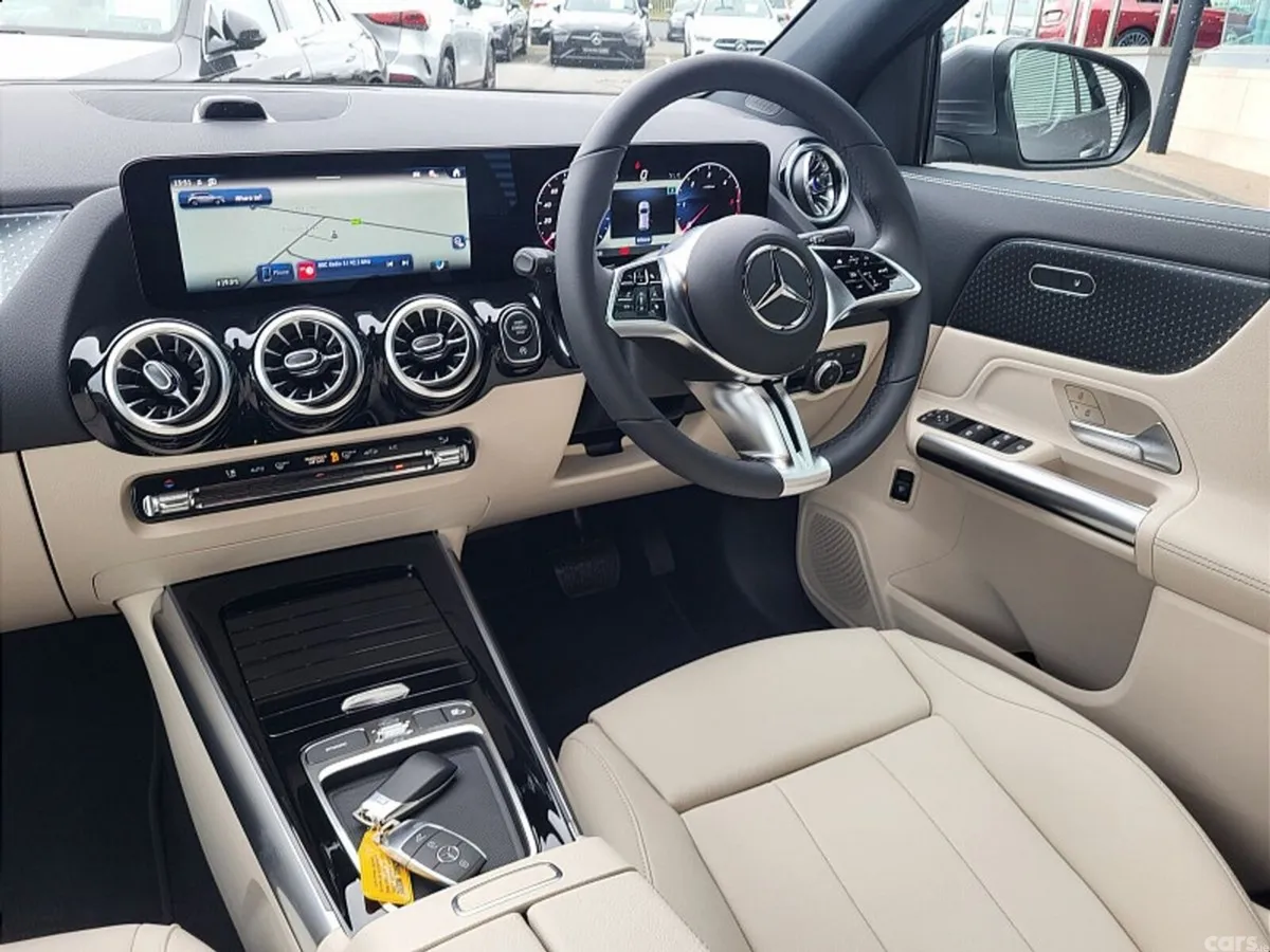 Mercedes-Benz GLA SUV, Diesel, 2027, Grey