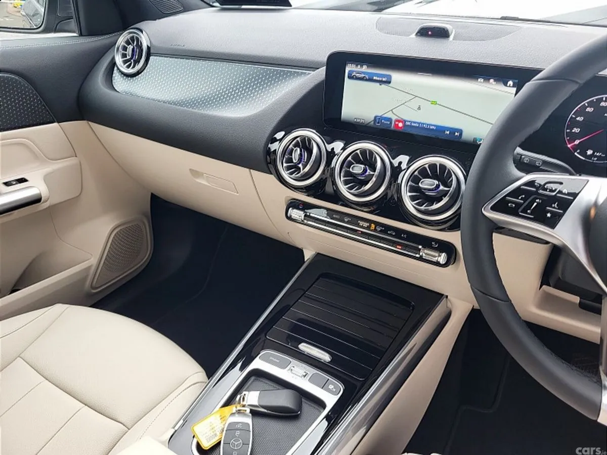 Mercedes-Benz GLA SUV, Diesel, 2027, Grey