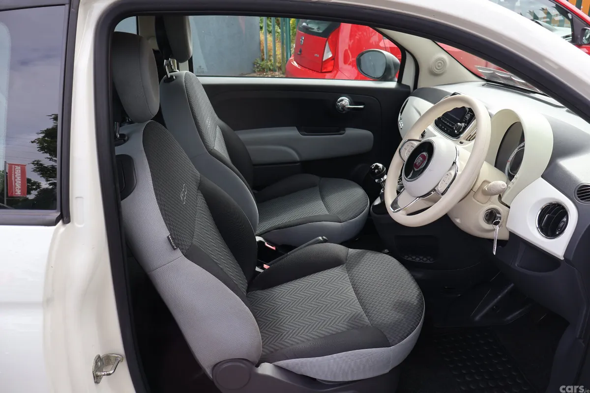 Fiat 500 Hatchback, Petrol, 2016, White